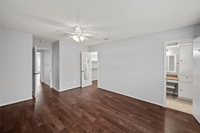 7493 Brompton Street, Houston, TX 77025