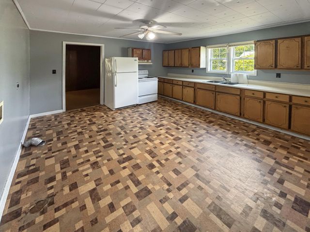 1037 Jones Street, Athens, TN 37303
