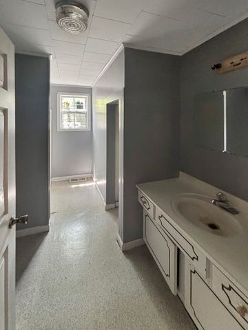 1037 Jones Street, Athens, TN 37303