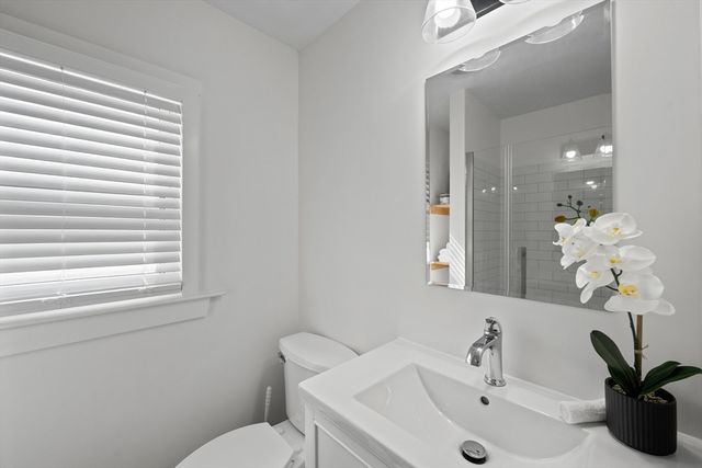 22 Shirley Ln, Shrewsbury, MA 01545