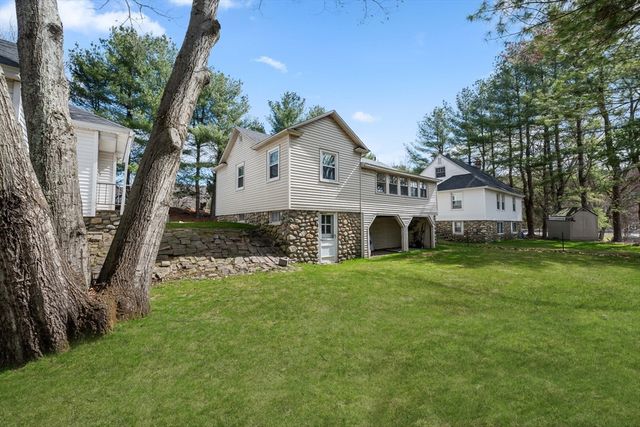 22 Shirley Ln, Shrewsbury, MA 01545