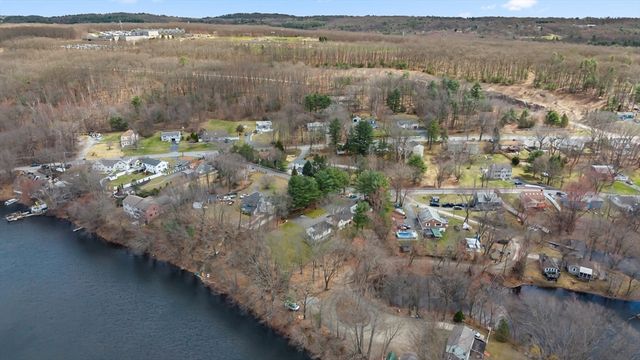 22 Shirley Ln, Shrewsbury, MA 01545