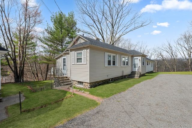 22 Shirley Ln, Shrewsbury, MA 01545