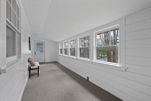 22 Shirley Ln, Shrewsbury, MA 01545