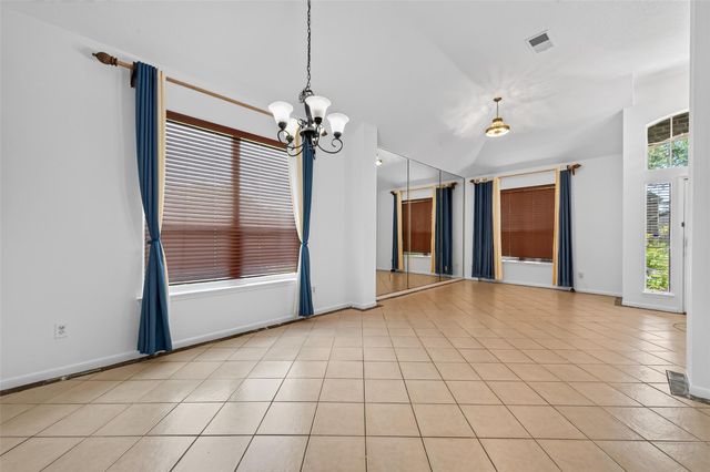 12214 Doe Meadow Drive, Stafford, TX 77477