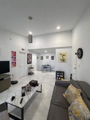 15560 SW 80th Street K205, Miami, FL 33193