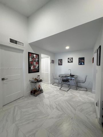 15560 SW 80th Street K205, Miami, FL 33193