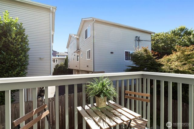 8504 29th Avenue NW, Seattle, WA 98117