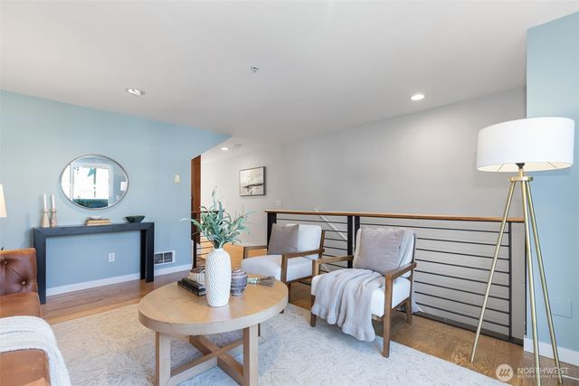 8504 29th Avenue NW, Seattle, WA 98117