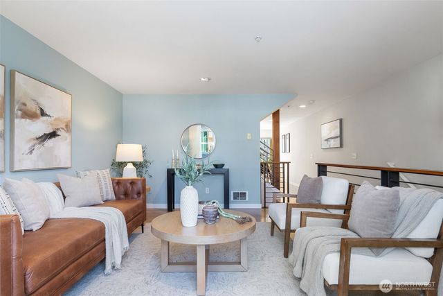 8504 29th Avenue NW, Seattle, WA 98117