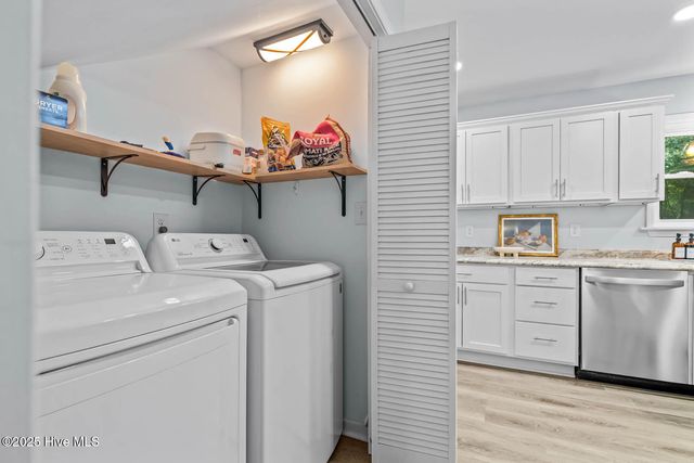 1010 Springdale Drive, Jacksonville, NC 28540