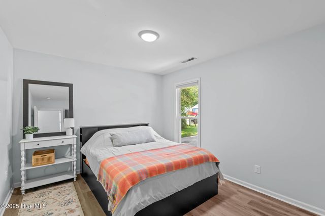 1010 Springdale Drive, Jacksonville, NC 28540