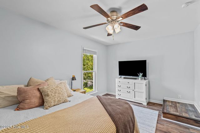 1010 Springdale Drive, Jacksonville, NC 28540