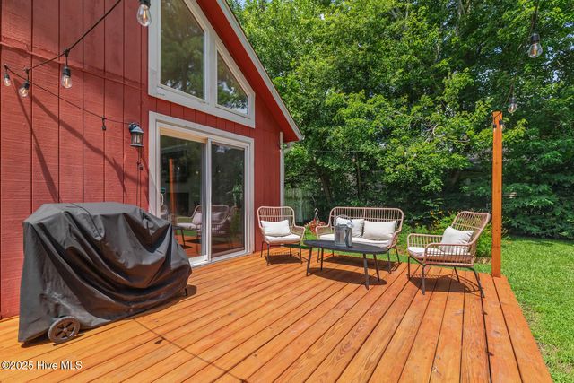 1010 Springdale Drive, Jacksonville, NC 28540