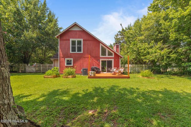 1010 Springdale Drive, Jacksonville, NC 28540