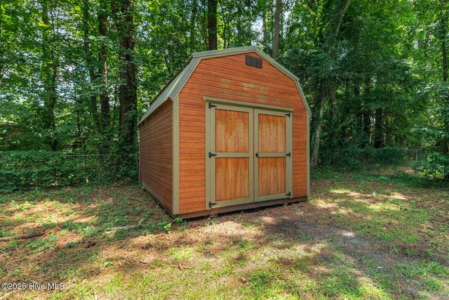1010 Springdale Drive, Jacksonville, NC 28540