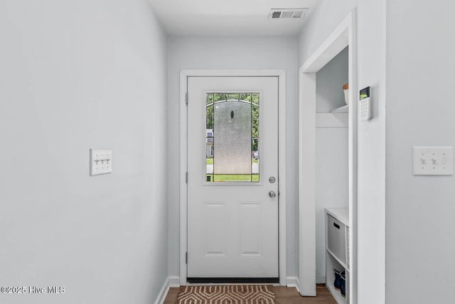 1010 Springdale Drive, Jacksonville, NC 28540