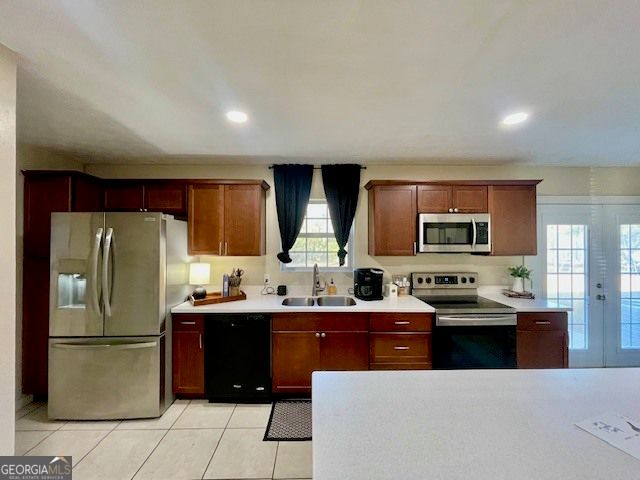 64 Lakeside Drive, Hazlehurst, GA 31539