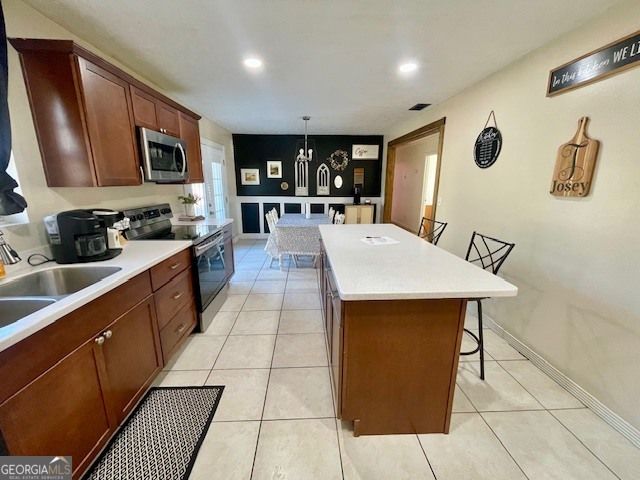 64 Lakeside Drive, Hazlehurst, GA 31539