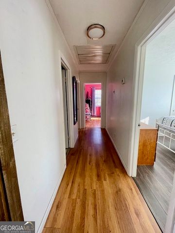 64 Lakeside Drive, Hazlehurst, GA 31539