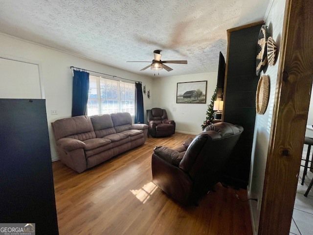 64 Lakeside Drive, Hazlehurst, GA 31539