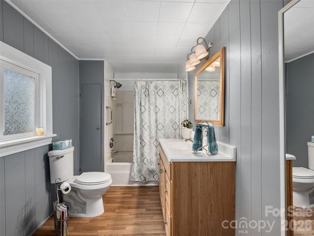 608 Evans Road, Canton, NC 28716