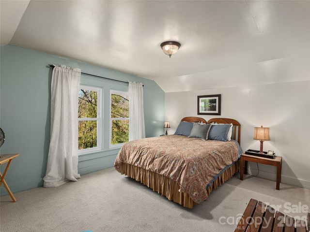 608 Evans Road, Canton, NC 28716