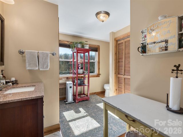 608 Evans Road, Canton, NC 28716