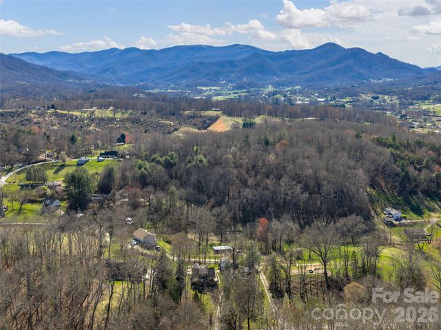 608 Evans Road, Canton, NC 28716