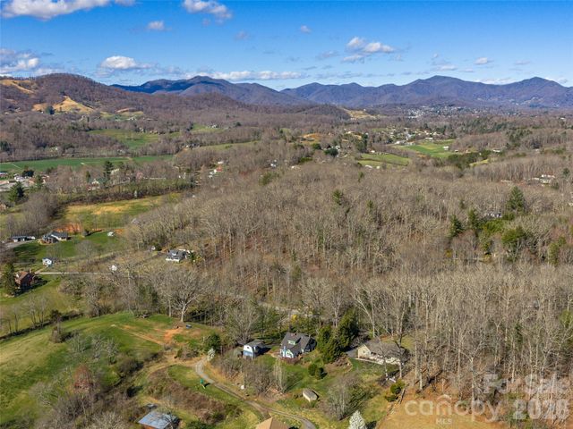 608 Evans Road, Canton, NC 28716