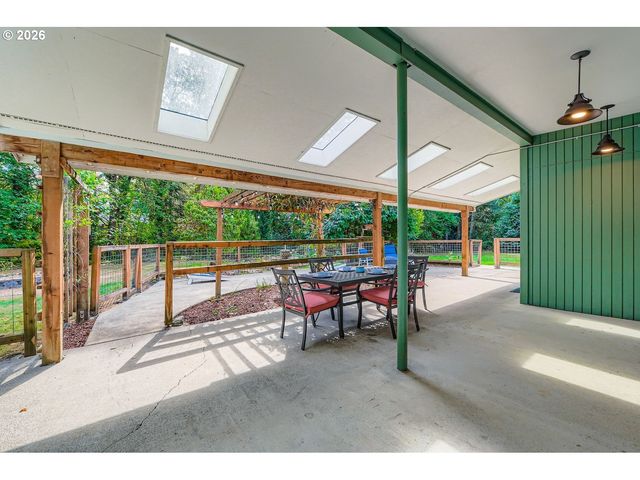 16620 Se HAMPSHIRE Ln, Milwaukie, OR 97267