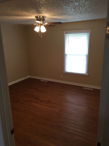 54B E Caldwell St, Mount Juliet, TN 37122