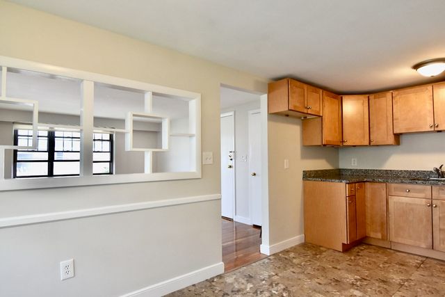 90 E Squantum 4, Quincy, MA 02171
