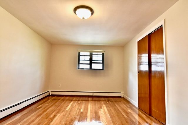 90 E Squantum 4, Quincy, MA 02171