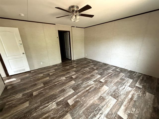 106 Summers Circle, Azle, TX 76020