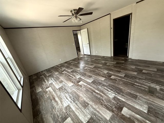 106 Summers Circle, Azle, TX 76020