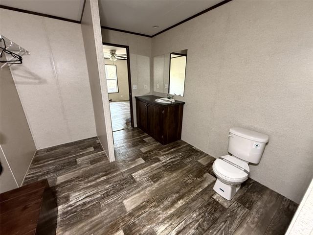 106 Summers Circle, Azle, TX 76020