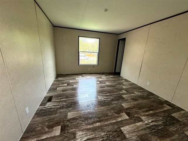 106 Summers Circle, Azle, TX 76020