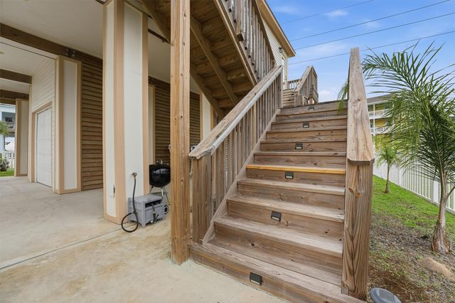 25003 San Simeon Court, Galveston, TX 77554