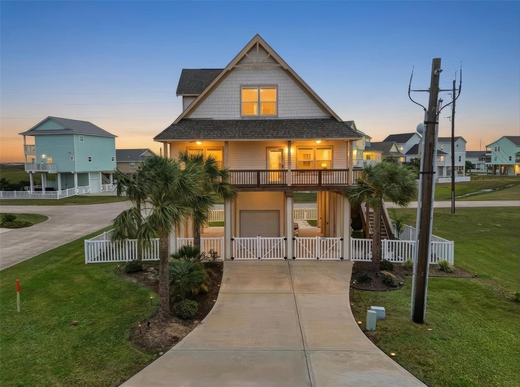 25003 San Simeon Court, Galveston, TX 77554