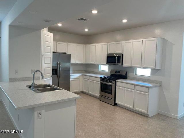 16524 W ALAMEDA Road, Surprise, AZ 85387