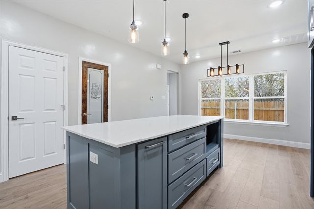 5529 Mercedes Circle, Granbury, TX 76048