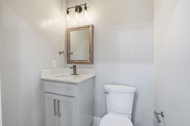 5529 Mercedes Circle, Granbury, TX 76048