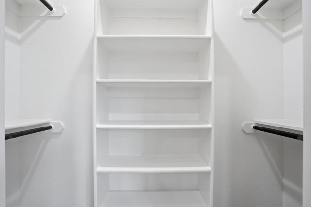 5529 Mercedes Circle, Granbury, TX 76048