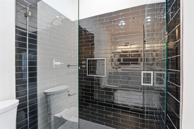 5529 Mercedes Circle, Granbury, TX 76048