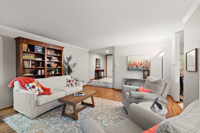 12249 S Arbor Trail G2, Palos Heights, IL 60463