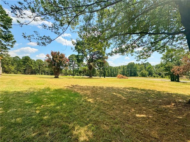 7090 Us Highway 64, Russellville, AR 72802