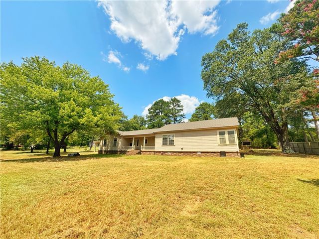 7090 Us Highway 64, Russellville, AR 72802