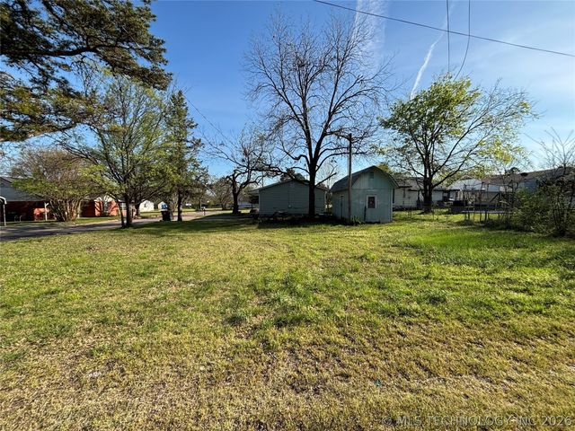902 Roosevelt, Durant, OK 74701