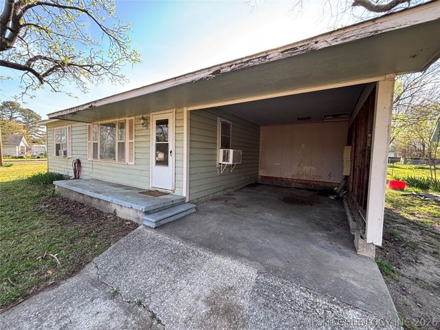 902 Roosevelt, Durant, OK 74701